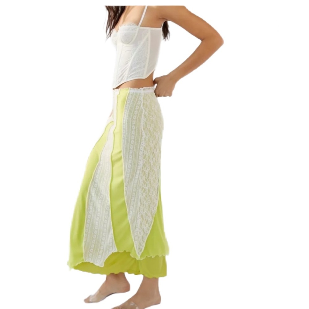 Urban Outfitters Beatrix Spliced Maxi Slip  Skirt in Lime and White Lace Size M